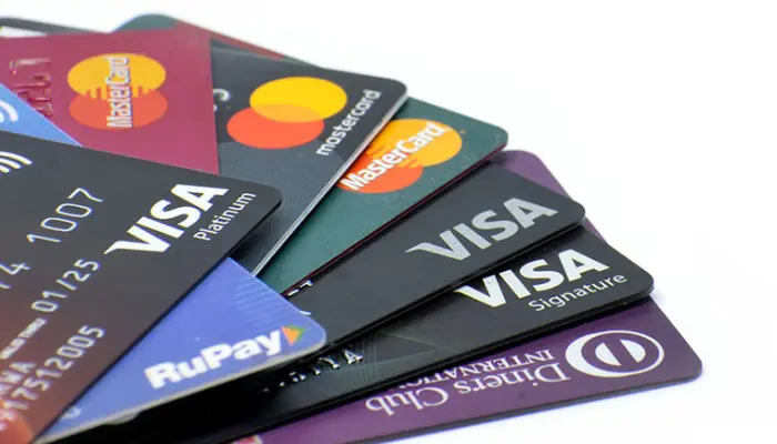 Learn How to Build Credit with the Discover it Student Cash Back